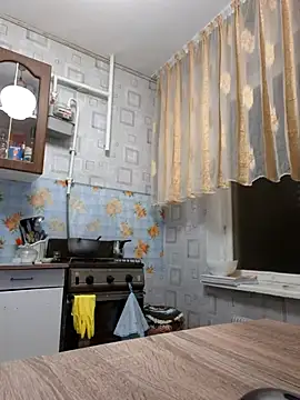 LinaLorien online show from November 10, 9:32 pm