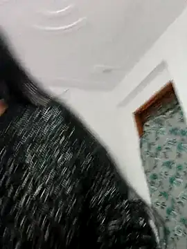 sanjana077 online show from February 17, 9:19 am