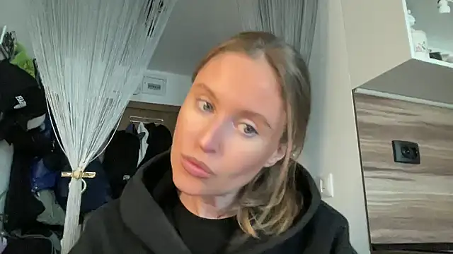 Ameli8 online show from March 21, 11:04 am