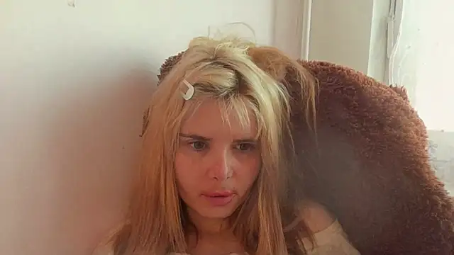 HornyElena online show from March 12, 4:20 pm