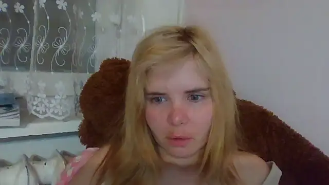 HornyElena online show from February 28, 6:29 pm