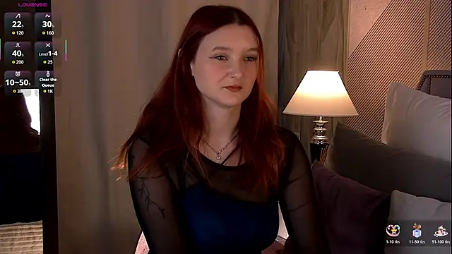 Ellllie online show from December 14, 7:03 am