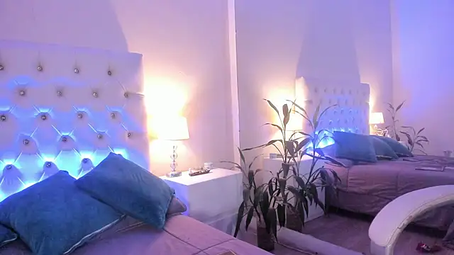 Scarlett Bunny  online show from May 27, 1:57 am