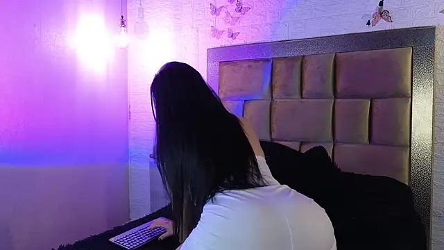 Dahiana Williamss online show from December 21, 12:20 pm