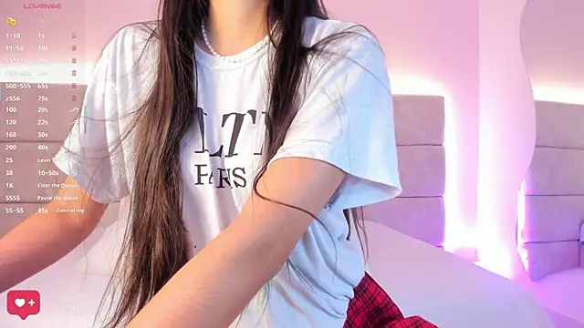 nia20  online show from March 17, 12:20 pm