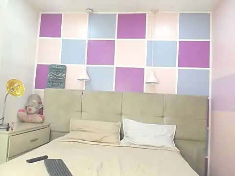 Aliis Love online show from December 5, 6:13 am