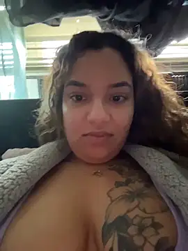 Brattybabexxx online show from November 8, 4:56 pm