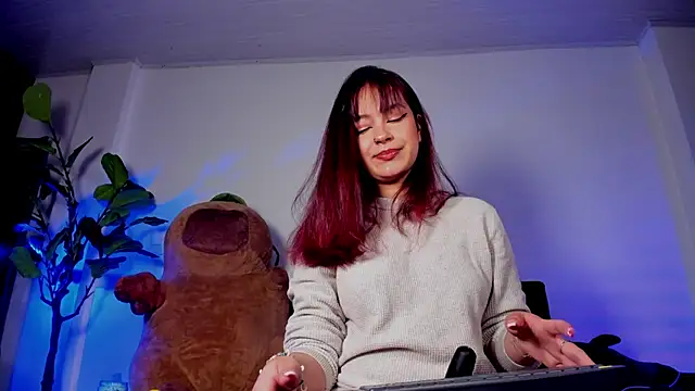 Laurenth Vega online show from November 9, 11:44 pm