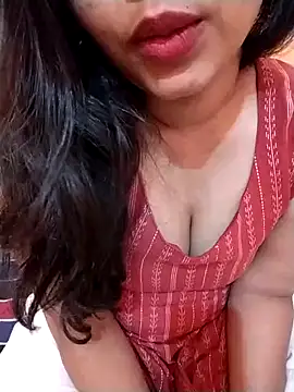 Sexy Divya   online show from April 7, 12:07 pm
