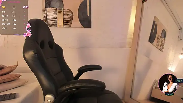 sara  gomez online show from February 16, 3:39 am