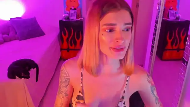 rotwallace online show from March 17, 1:42 am