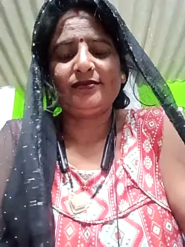 Quin love143 online show from August 8, 10:29 pm