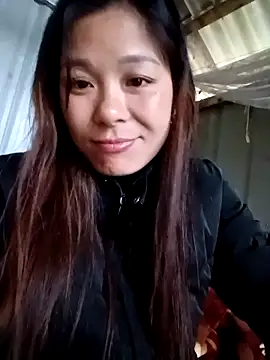 Lyla john online show from February 3, 1:27 am