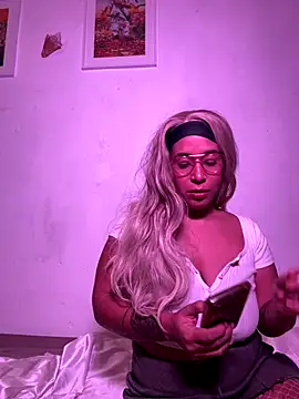 CaneliitaBlaze online show from November 10, 9:54 pm