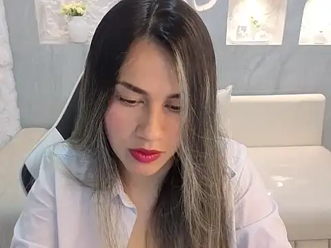 Liat White Tx online show from November 17, 1:12 pm