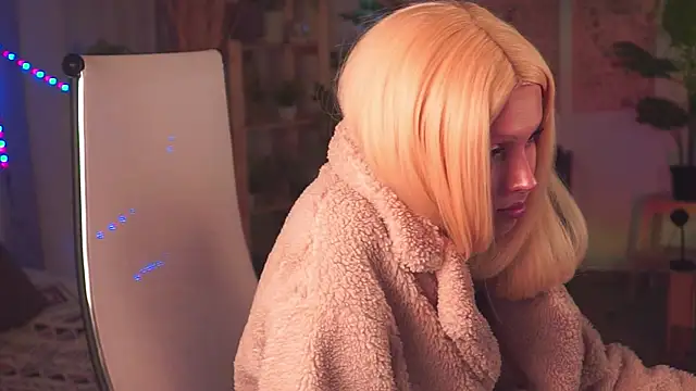 FrancescaCavaliere online show from November 27, 9:45 am