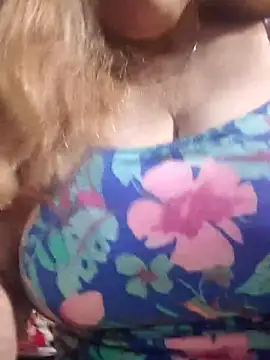 karlaanqui1 online show from December 20, 12:09 pm