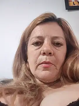 karlaanqui1 online show from March 23, 1:06 pm