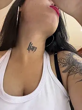  Naomi Fox  online show from December 18, 6:51 am