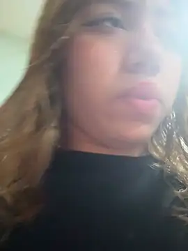 latinahorny11 online show from March 7, 4:08 am