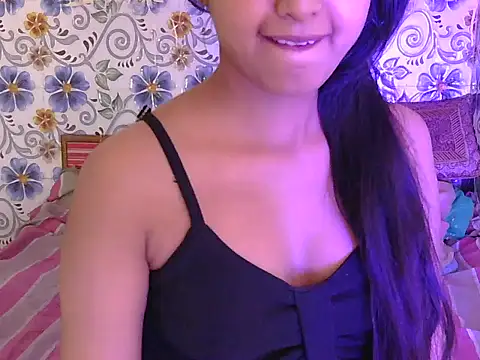 oliviya-19 online show from December 3, 12:07 pm