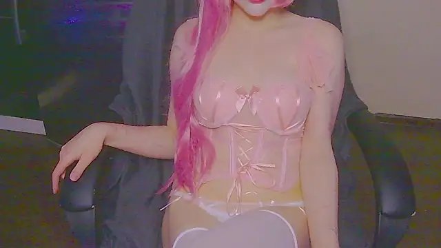 cutespark online show from November 14, 3:01 pm