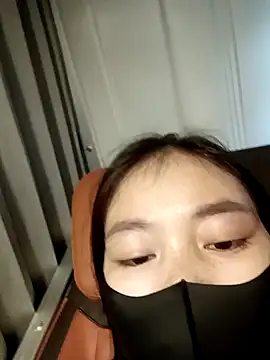 thuy-kieu online show from December 17, 9:24 am