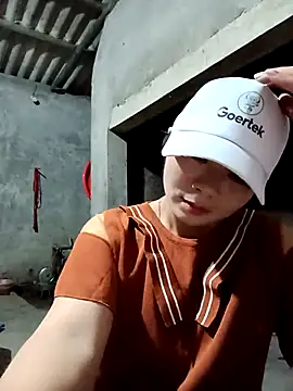 vangkt-cute online show from April 15, 12:28 pm