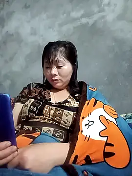 vangkt-cute online show from March 11, 1:36 pm