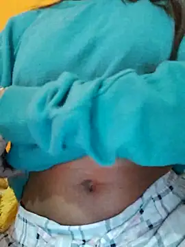 Hot  girls001 online show from November 15, 12:39 pm