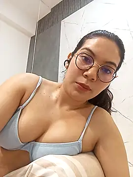 NattyTrainor online show from November 16, 9:37 pm