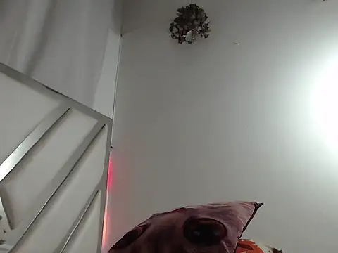 GabyStom online show from March 14, 7:59 pm