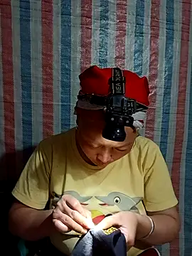 girl-hot2x online show from April 13, 1:23 pm