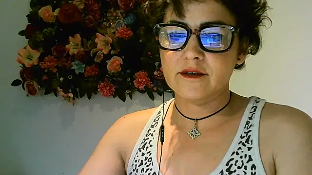 zaidapink1990 online show from March 20, 6:57 pm