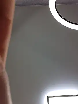 K Katniss online show from November 14, 5:29 am