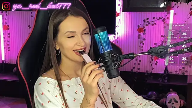 -RED HAT- online show from April 15, 7:58 pm