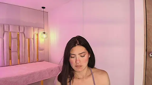 Brandy collinss online show from April 11, 6:33 pm