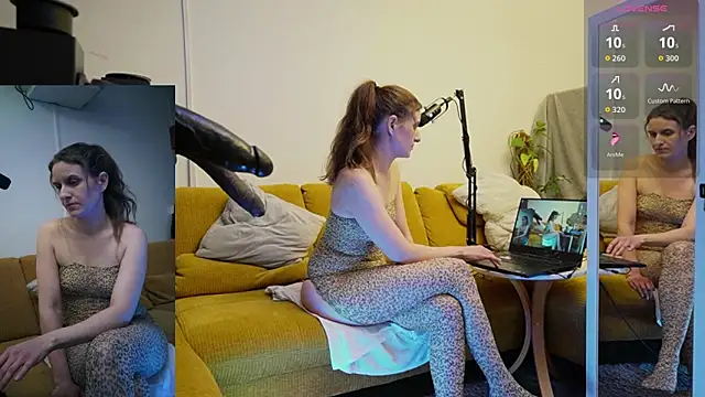 SUZANNEXXXXXX online show from March 1, 10:20 pm