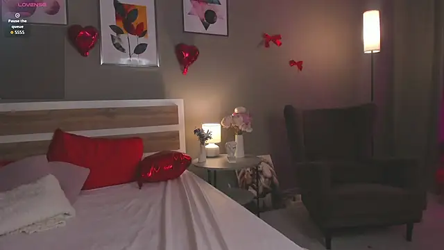 hey tessa online show from February 22, 7:26 pm