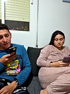 7milo online show from February 24, 7:23 pm