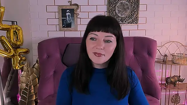 RosaliReed online show from November 12, 4:16 pm