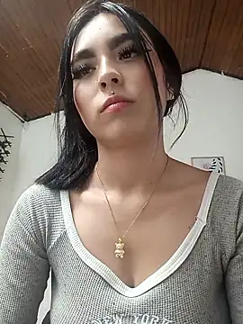 Irina Fernandez online show from November 19, 5:46 pm