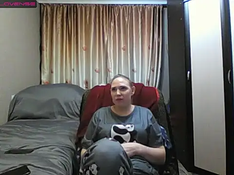 JenniDeep online show from February 16, 1:44 pm