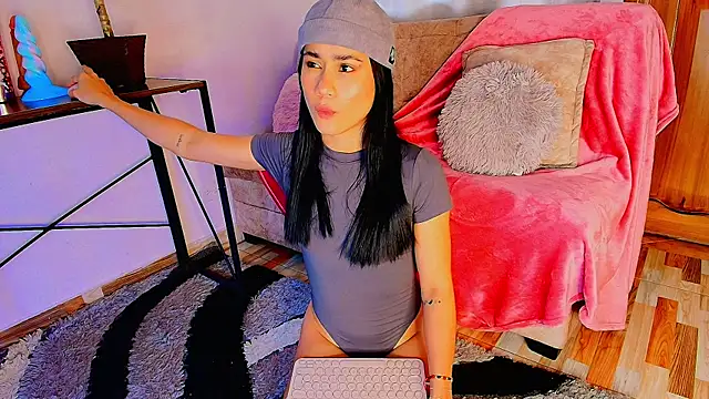 lizzy kane online show from February 11, 8:21 pm