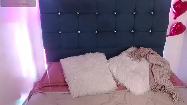 Catalinajane1 online show from March 26, 7:37 pm