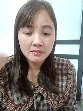 Little-Red123 online show from November 22, 4:37 am