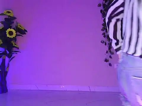 Saira Hotty online show from February 15, 8:13 am