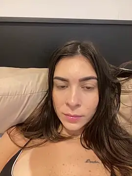 fer-nanda online show from February 9, 4:53 pm