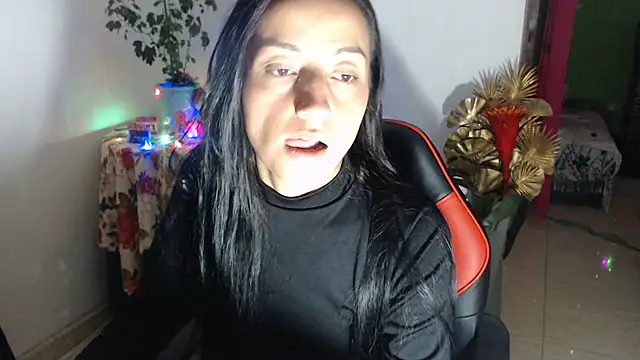 Megan-love2 online show from November 15, 4:24 am