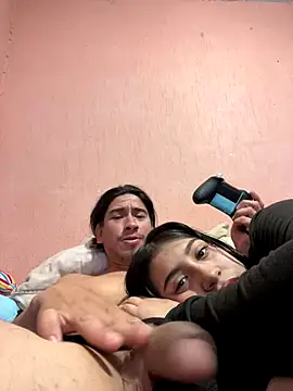 algila08 online show from December 2, 2:24 am